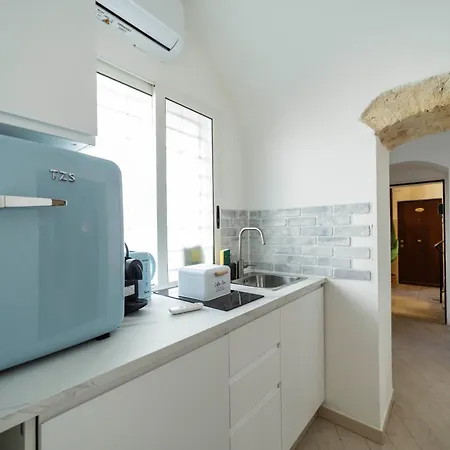 The Apulian Loft Dante Appartement *